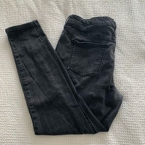 Universal Thread Black High Rise Jeggings